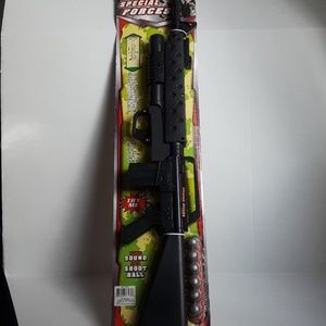 Gun toys with sound and shoot ball